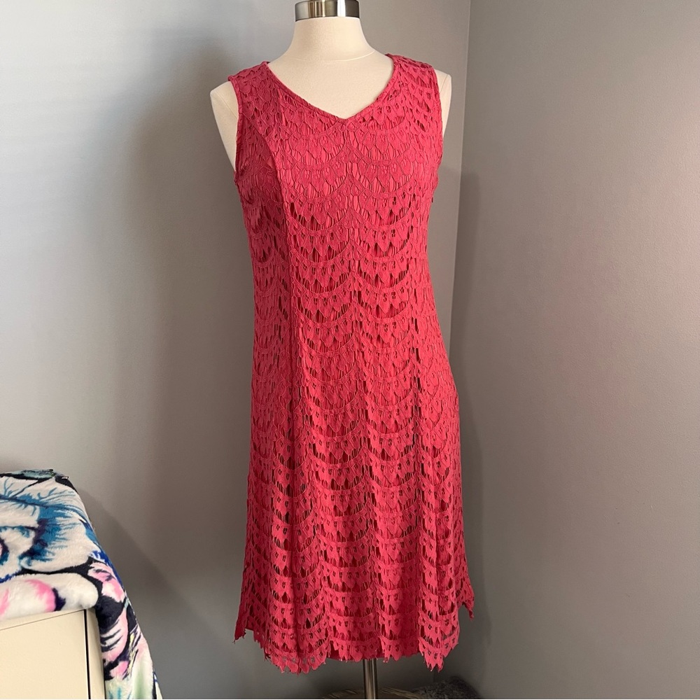 Isaac Mizrahi Live! S Desert Rose Scalloped Lace Knee Length Sleeveless Dress